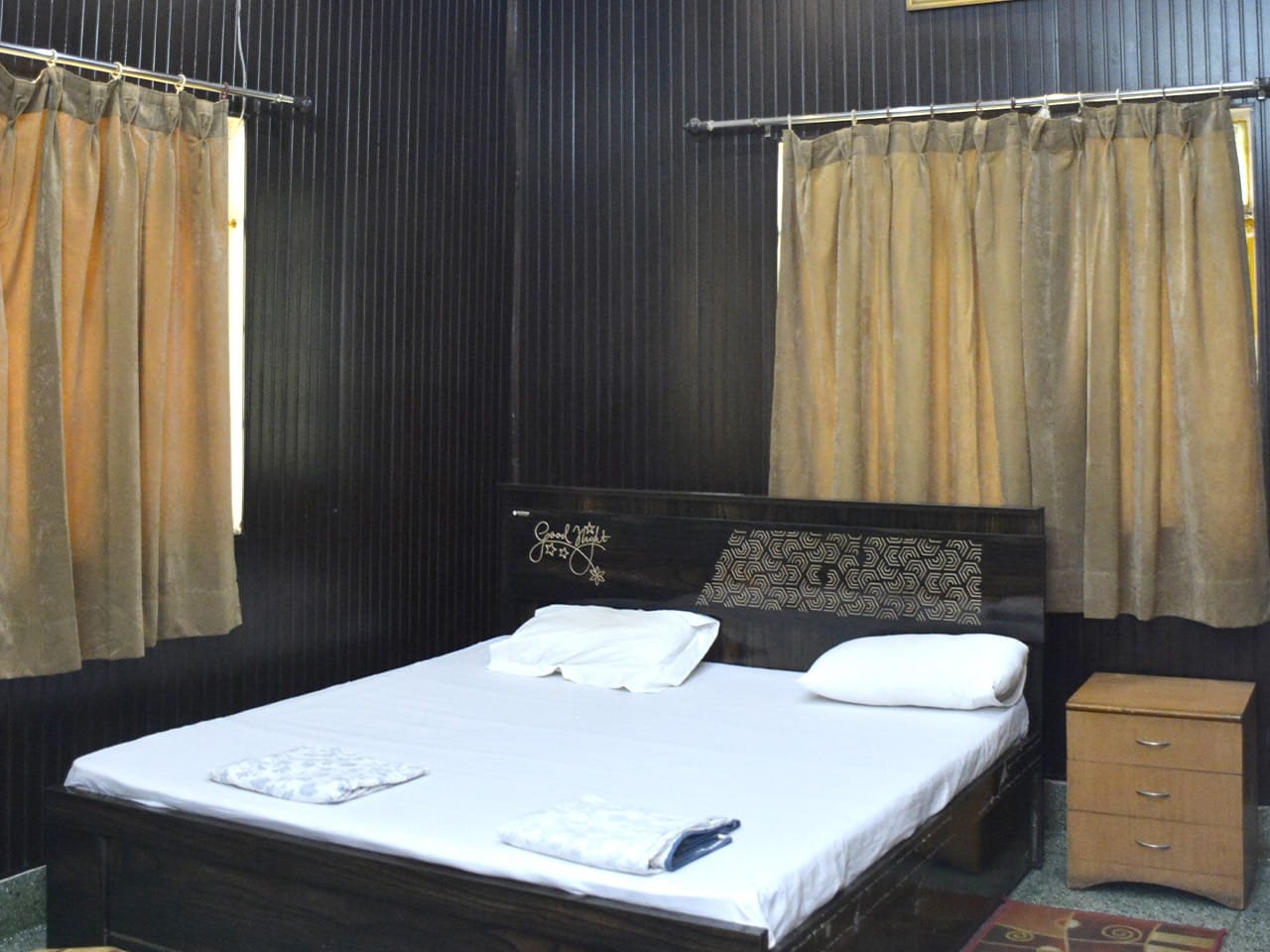 Suite at Seth Anandram Smriti Bhawan, Chitrakoot
