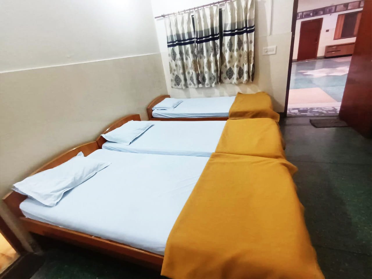 Standard Room (3 Bed, Outside Bathroom) at Seth Anandram Smriti Bhawan, Haridwar