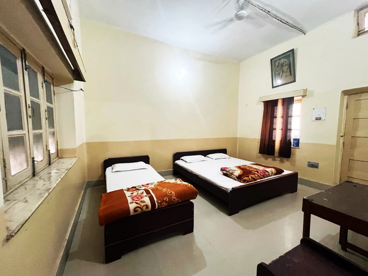 Standard Room (3 Bed, Attached Bathroom) at Seth Anandram Smriti Bhawan, Vrindavan