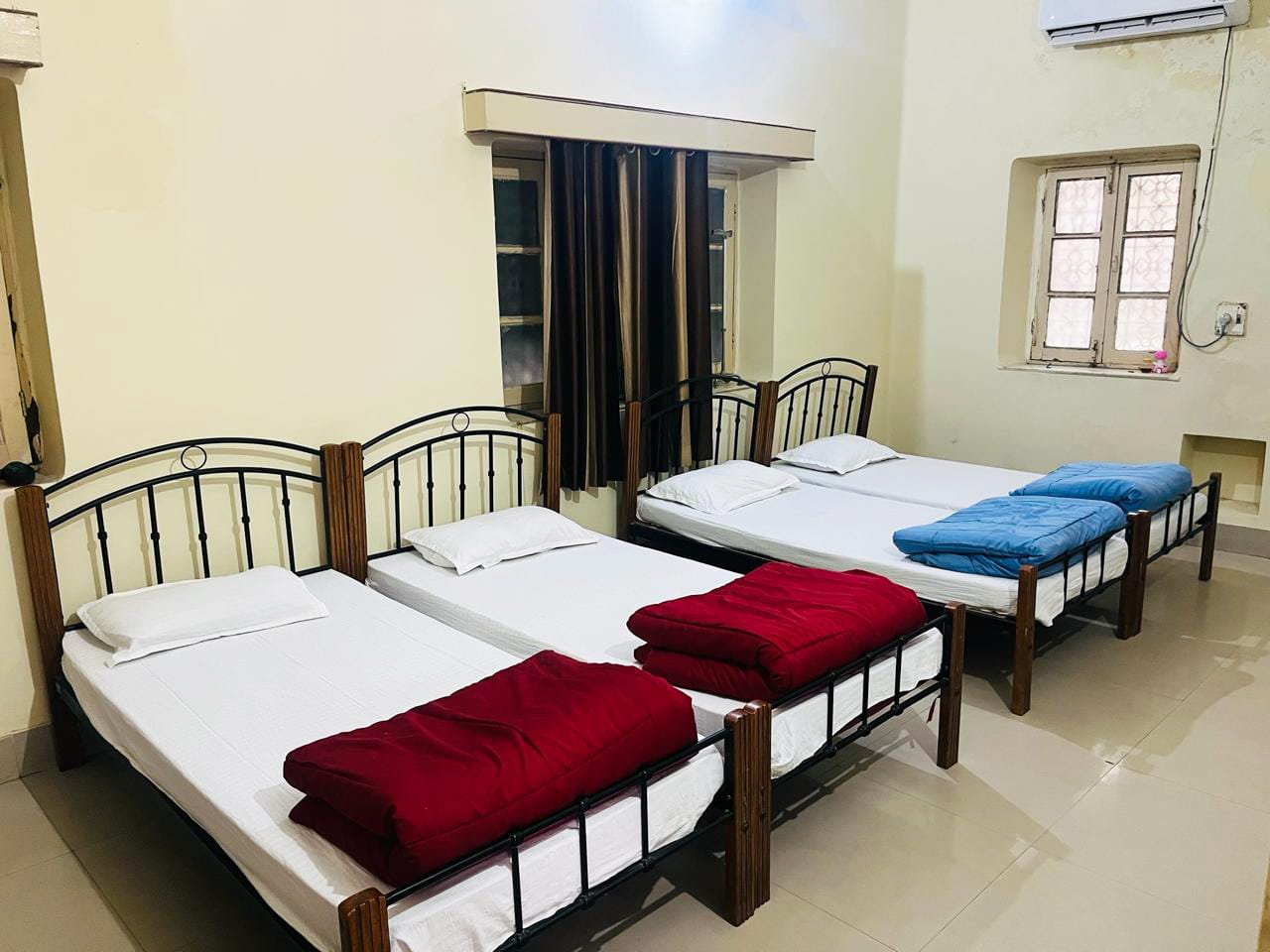 Standard Room (4 Bed) at Seth Anandram Smriti Bhawan, Vrindavan